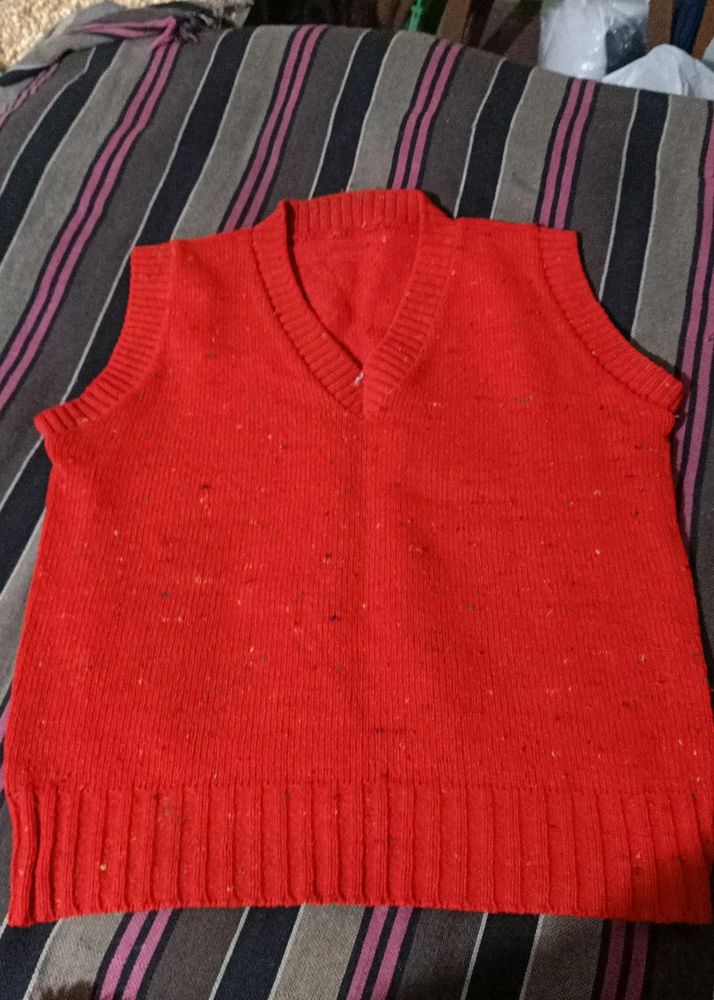 Woolen Sweater Half Sleeves