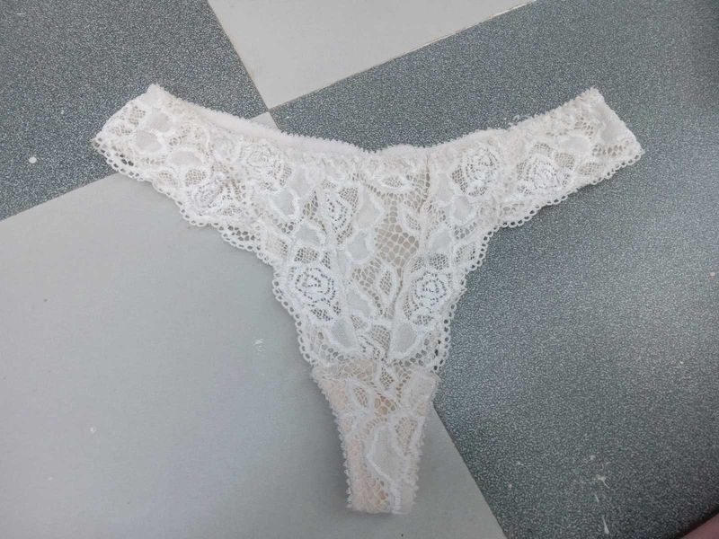 la vie en rose Lace Thong Panty