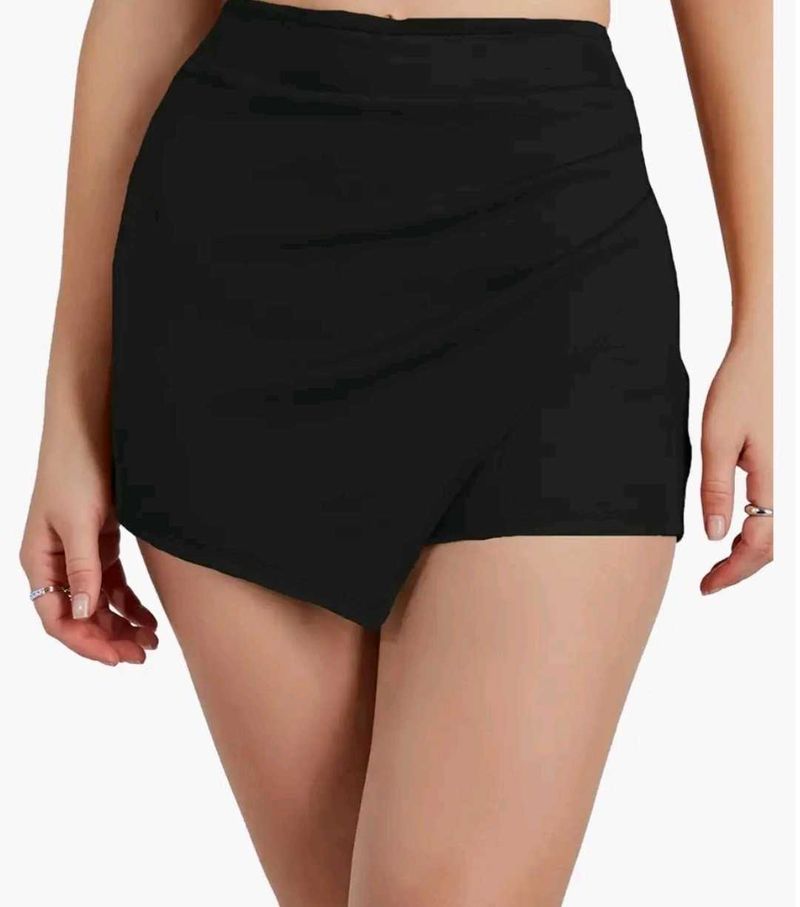 Women High Rise Black Skort