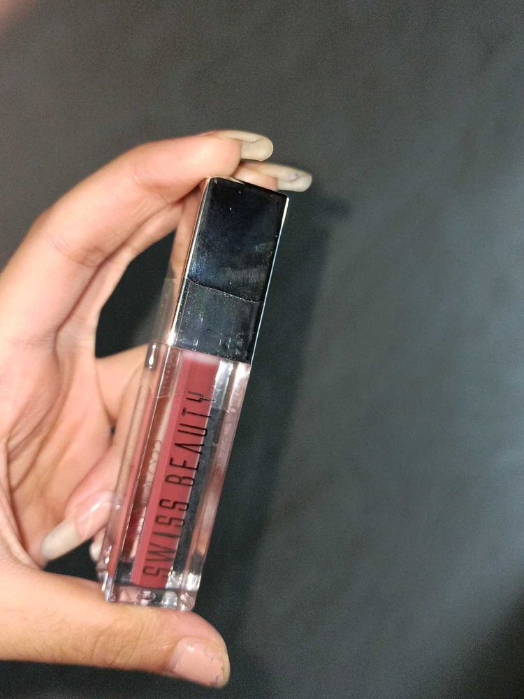 Swiss Beauty Liquid Lipstick