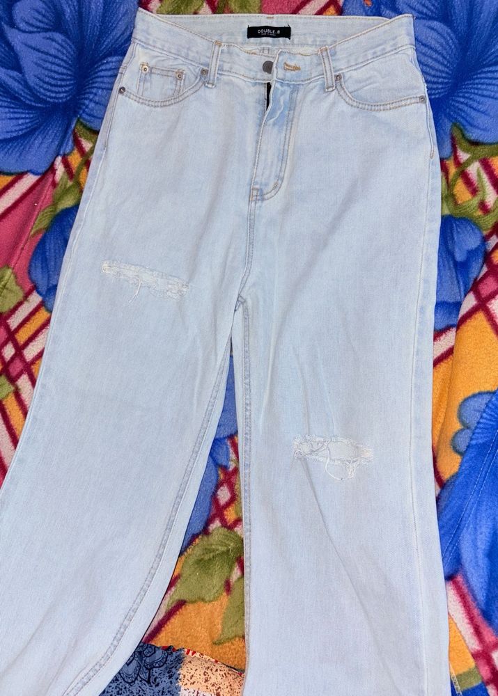 Light Wash Ripped Denim Jeans