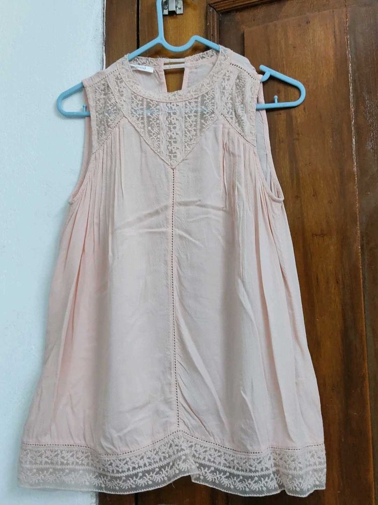 Peach Sleeveless Lace Top