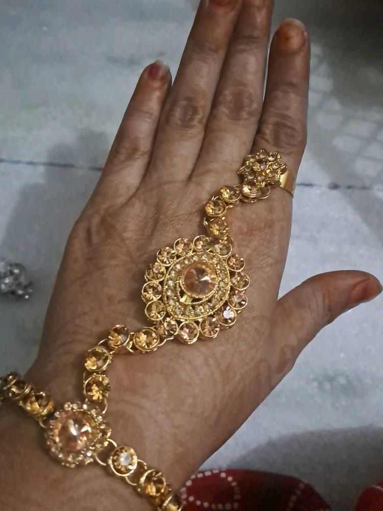 Golden Hand Braslet With Ring