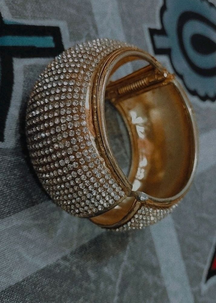 Golden Polish White Diamond Bracelet