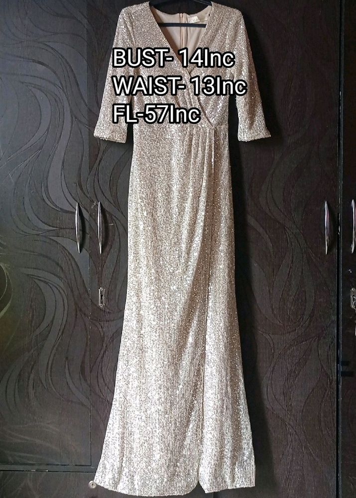WOMAN SEQUIN MERMAID GOWN