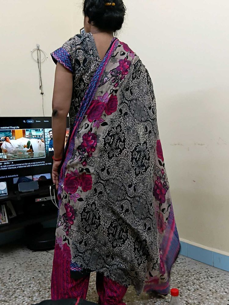 Salwar Suit With Duppata For Donation