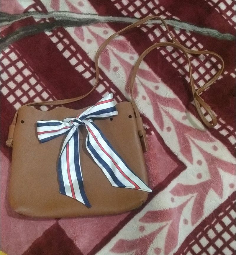 Sling bag Dubai