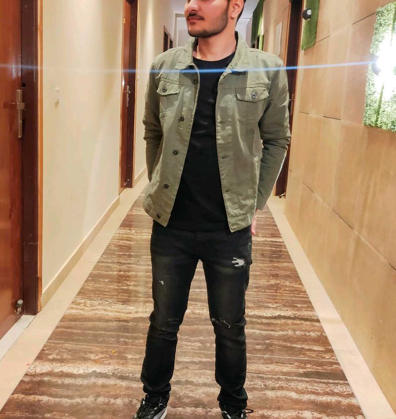 New Distressed Black Wash Jeans