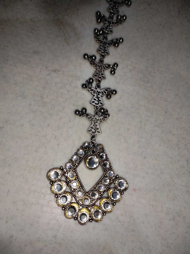 Vintage Inspired Rhinestone Maang Tikka