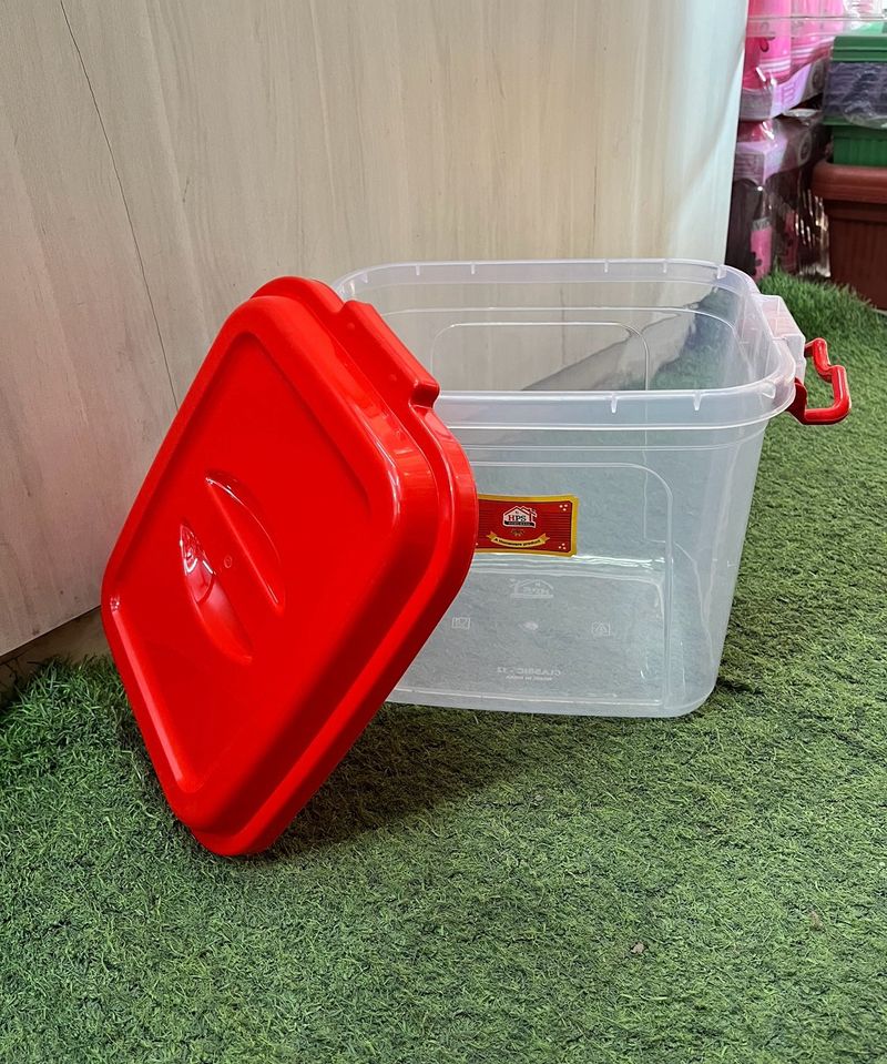 Side-Lock Container + FREE Bottle