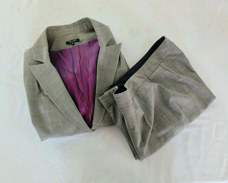 Grey Formal Blazer Set (Women&#39;s)