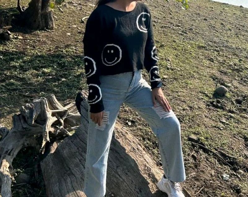 Combo Blue Jeans And Brown Top ( Read Description)