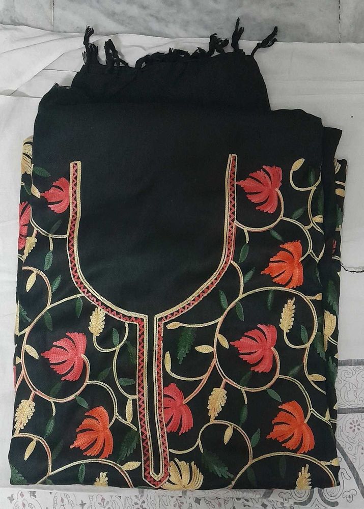 Embroidered Black Shalwar Kameez