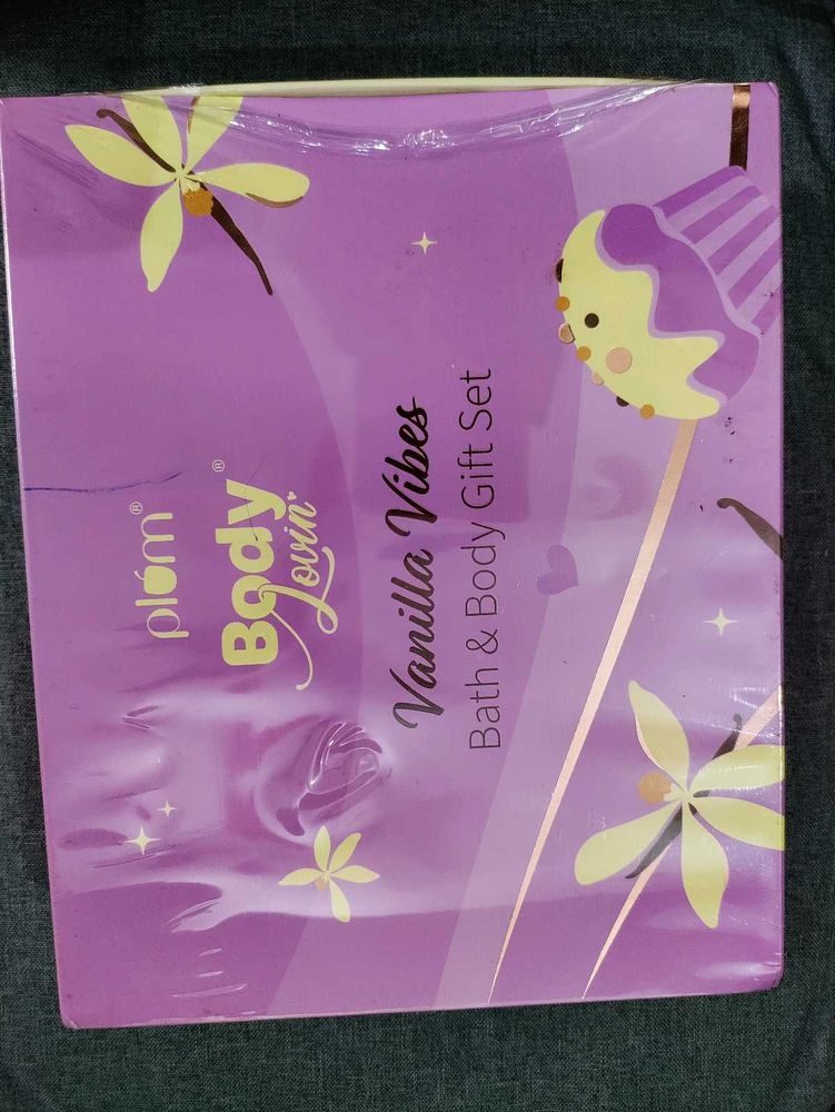 Plum Vanilla Vibes Gift Set