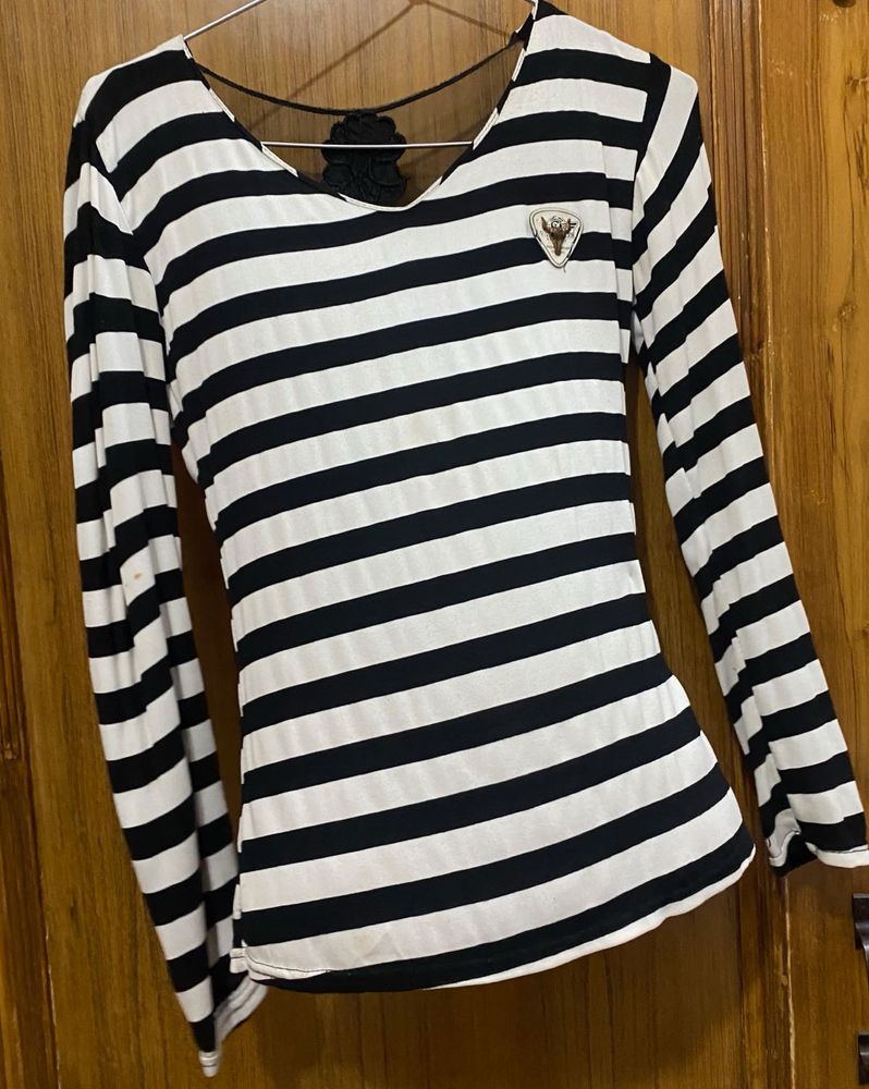 Linen Pattern Top