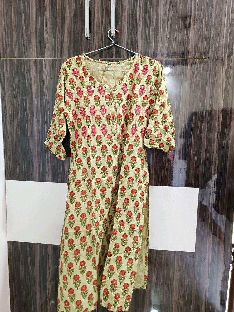 Green Colour Kurta Set With White Plazzo