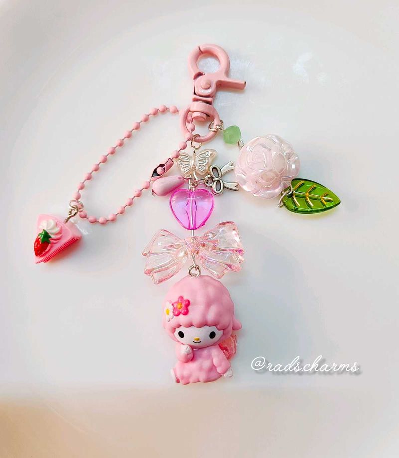 Piano Sanrio Keychain