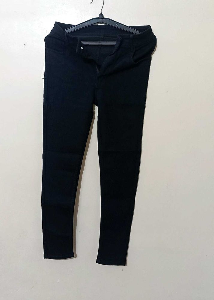 New Black Skinny Jeans