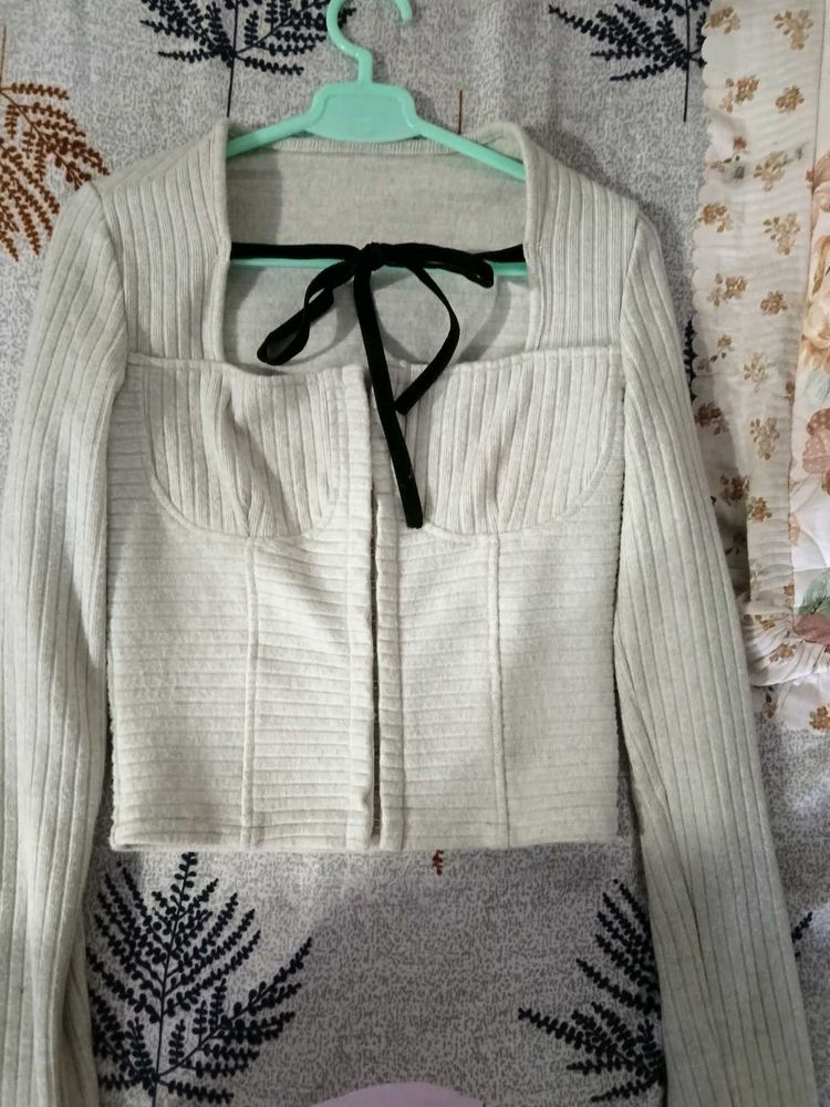 Laced top with Corset like hook