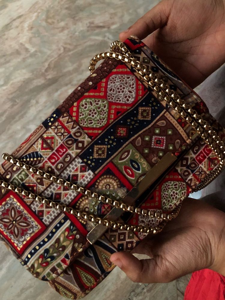 Patterned Clutch with Chain Strap