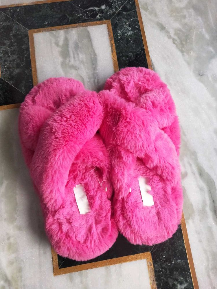 H&amp;M Fur Slippers