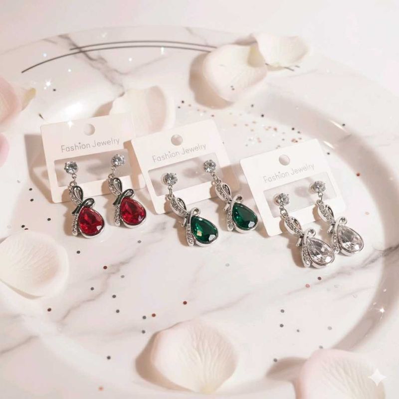 Elegant Teardrop Earrings