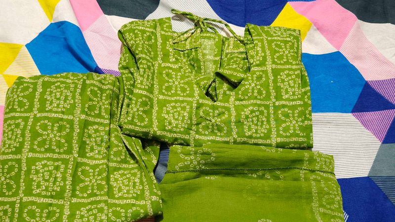 Parrot Green Dress&amp; Black And Pink Dots Top