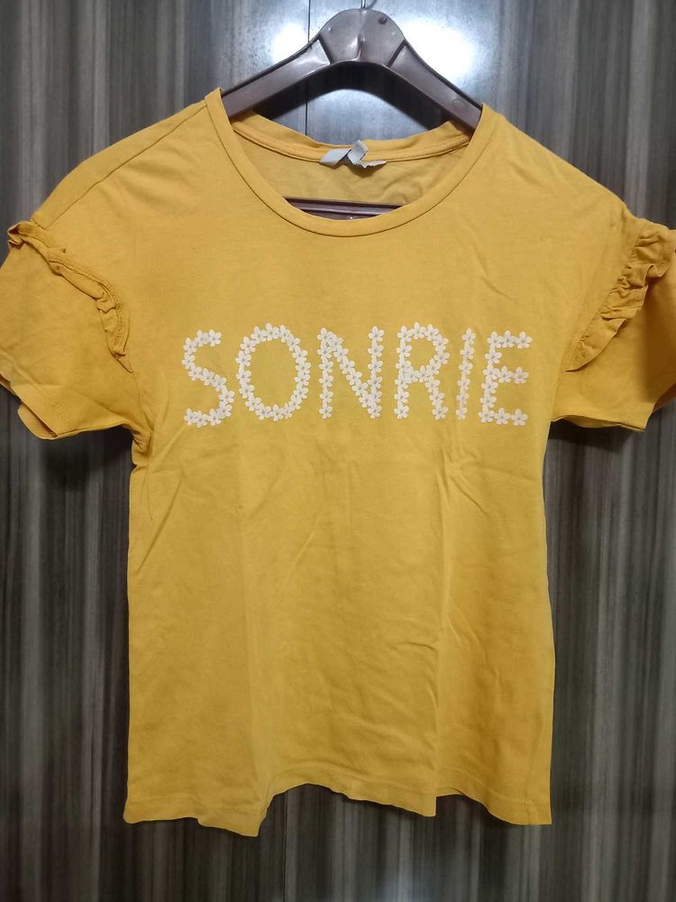 Yellow &#39;Sonrie&#39; Tee