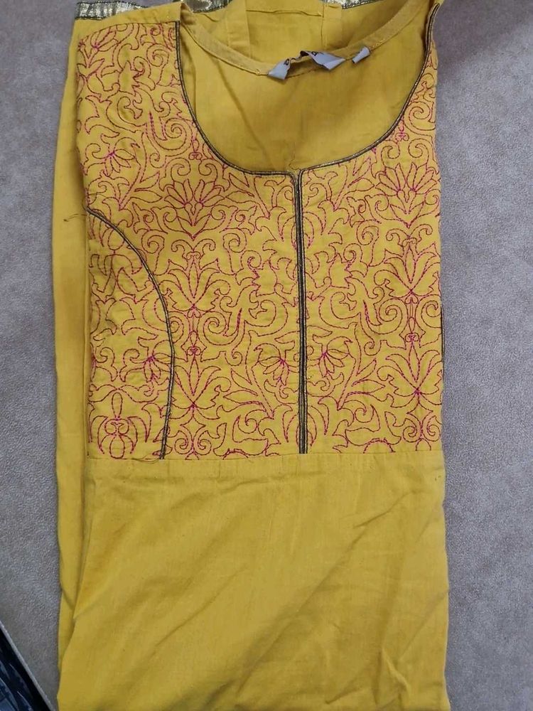 Embroidered Kurta