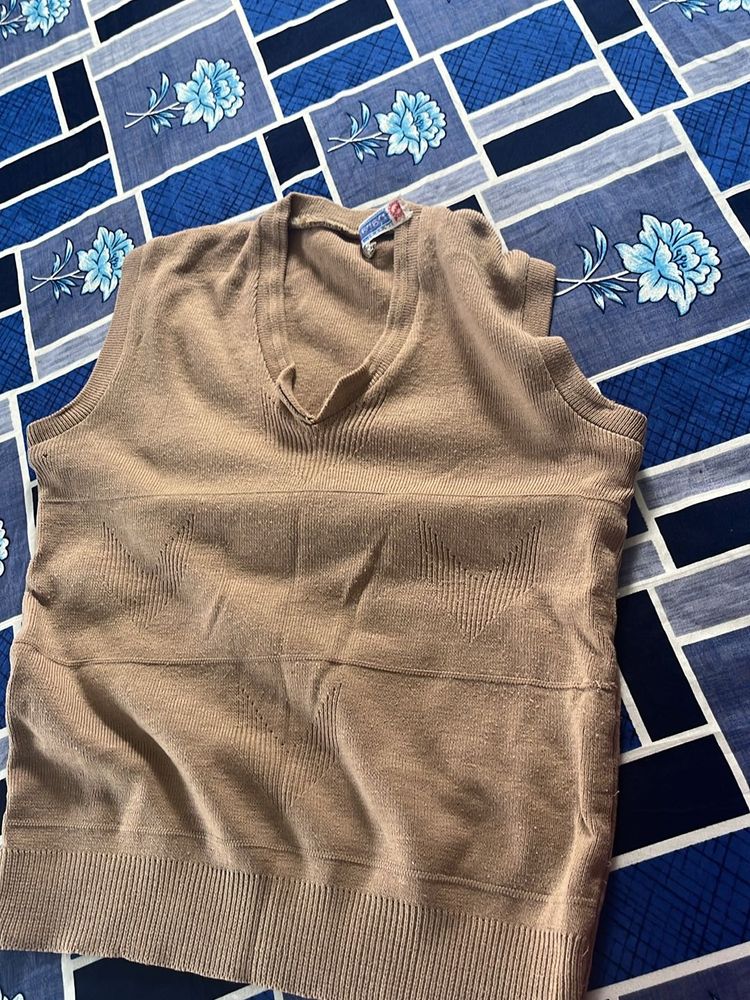 Wholen Sweater