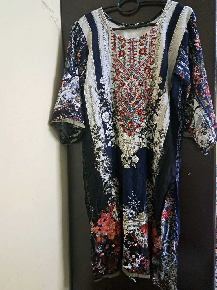 Kurta set.