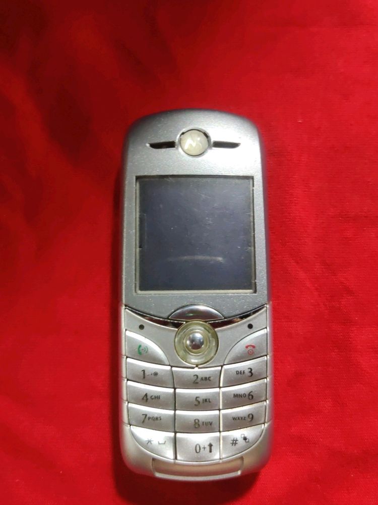 Motorola Keypad Phone Not Working Without Battery