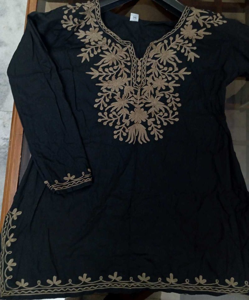 Embroidered Black Kurti🎉