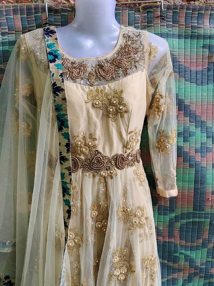 🎉Bigg Offer  Only 899 Anarkali Gown