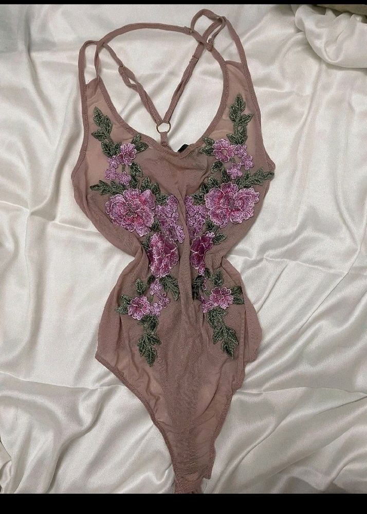 FLORAL  BODYSUIT 🌸