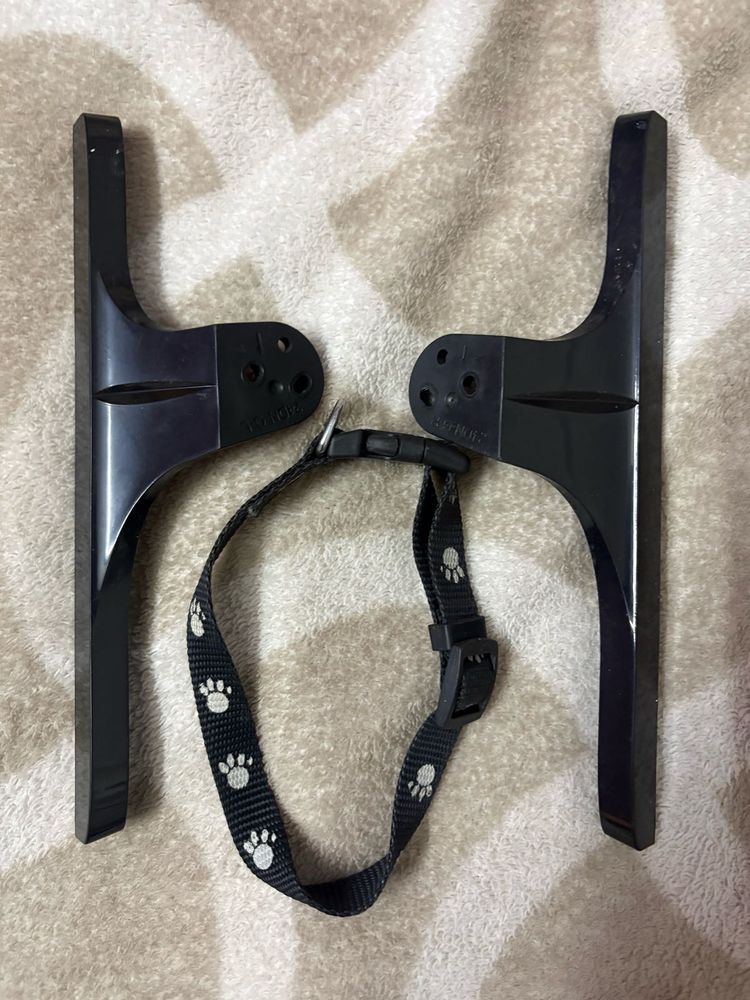 combo TV stand and PetSafe Free to Roam Parts