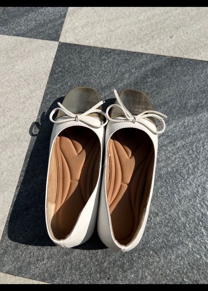 White And Golden Bow Ballerina From SsS