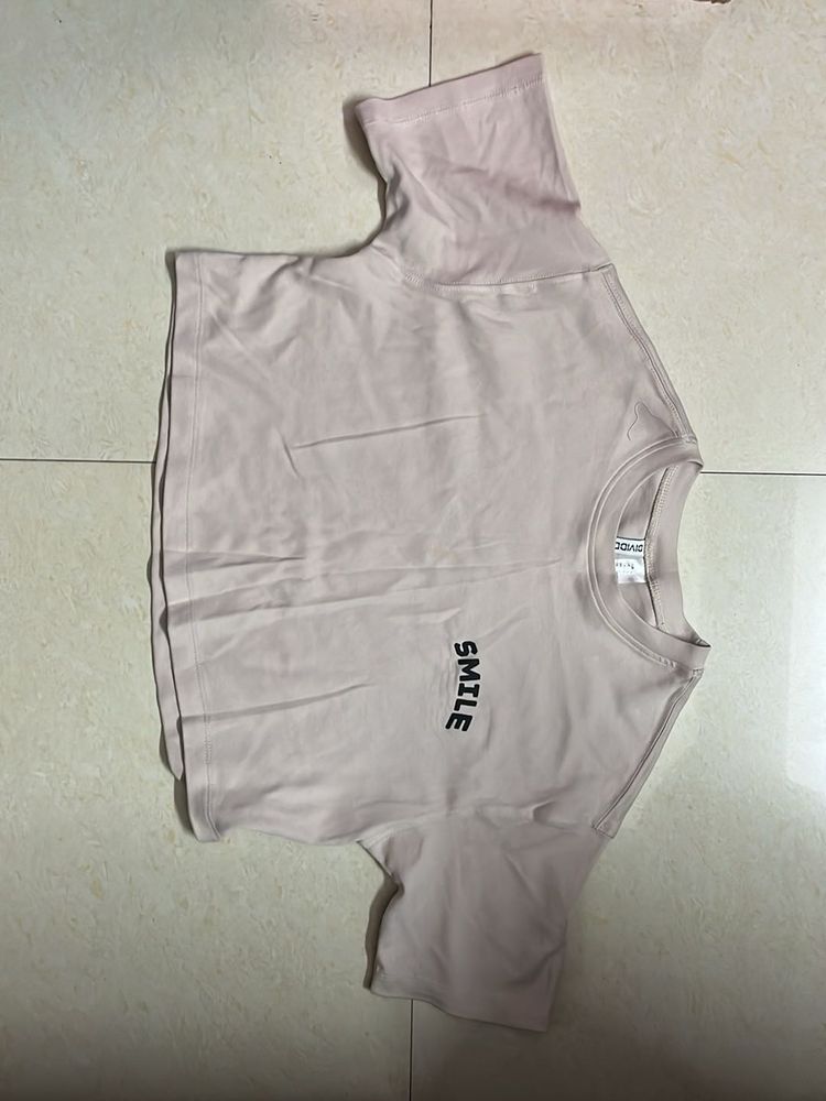 Pink &#39;Smile&#39; Graphic Crop Top