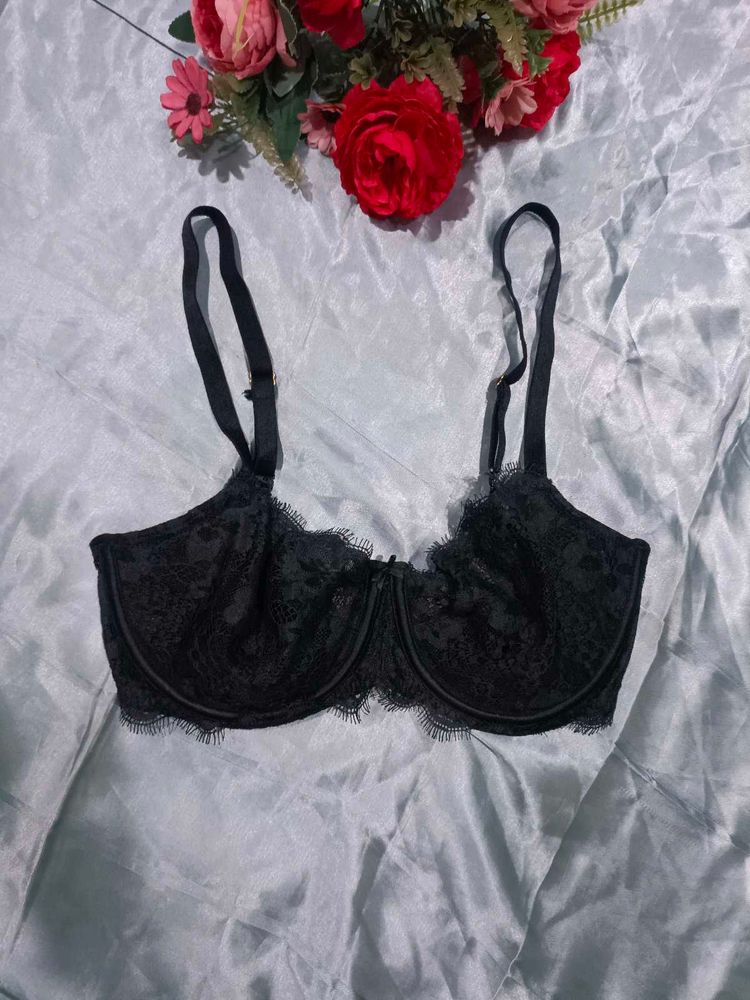 Imported Victoria&#39;s Secret Wired Bra