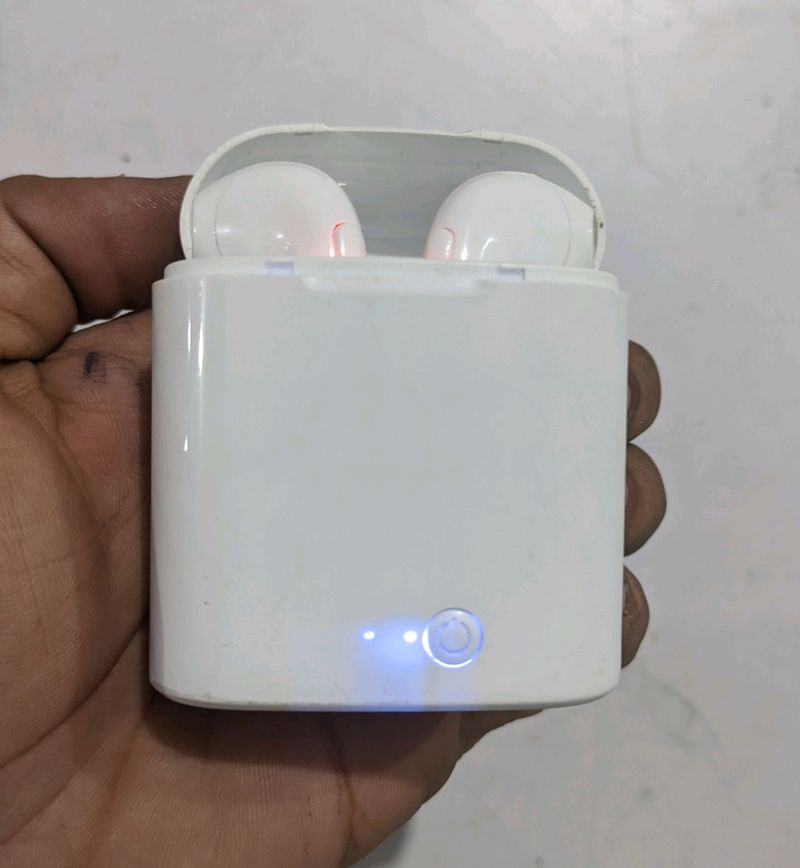 Wireless Earphone Like New Condition