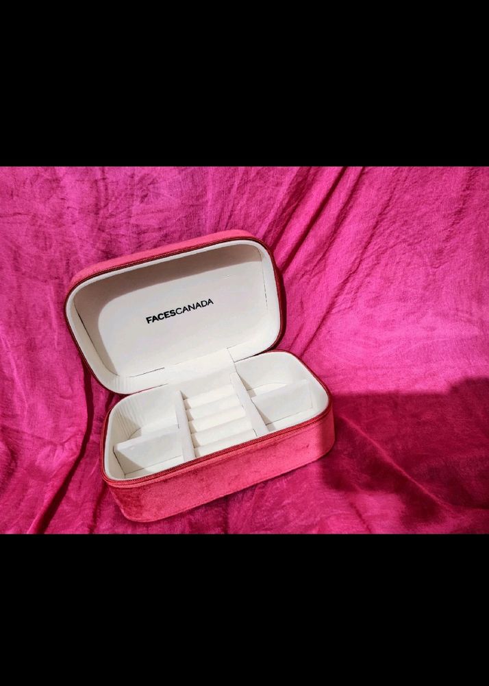 Faces Canada Red Jewellery Box