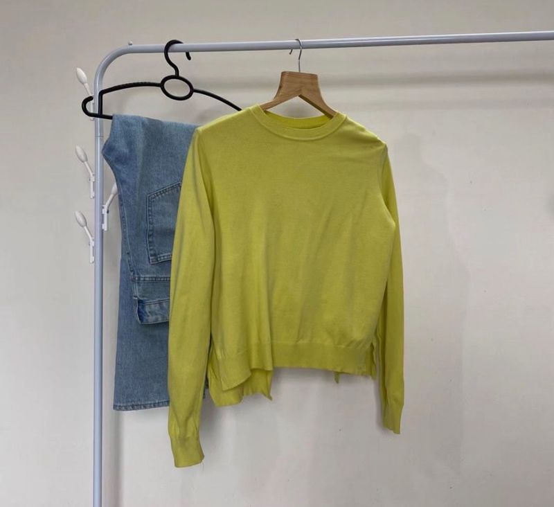 Long Sleeves Sweater