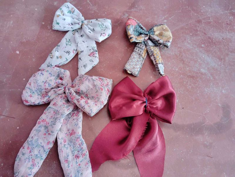 Vintage-Style Bow Hair Accessories