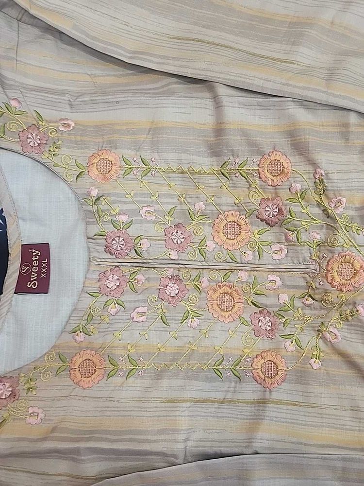 Beautiful 3xl Multi Colour Suit With Organza Dupat