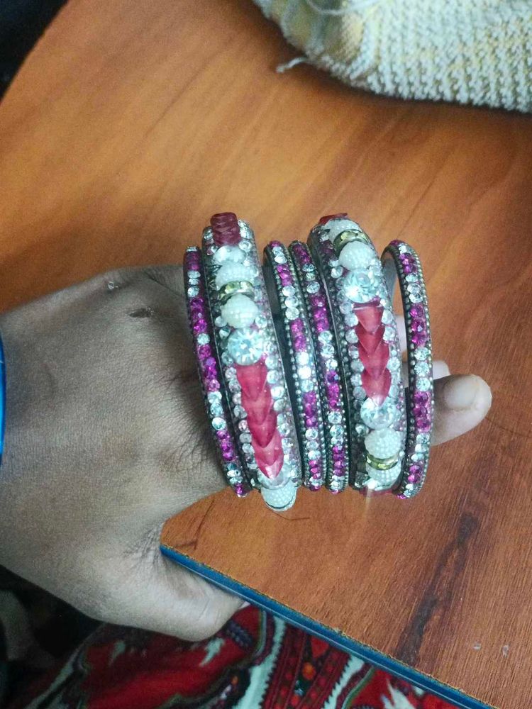 Sparkling Bangle Set