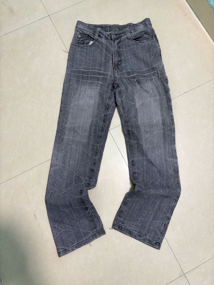 Vintage Baggy Article