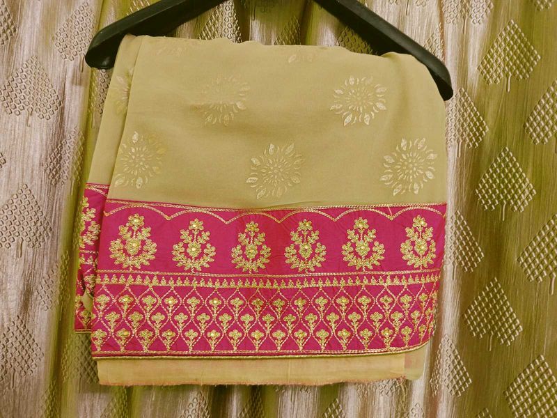 Elegant Gold &amp; Pink Sari With Blouse