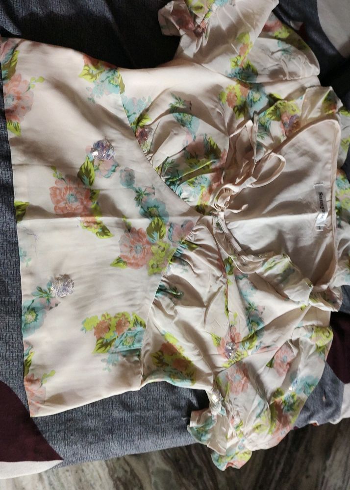 Flower Peach Colour Crop Top