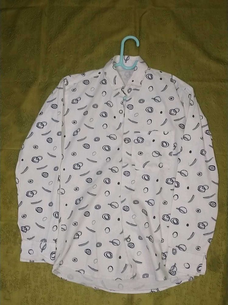 Patterned White Long Sleeve Shirt