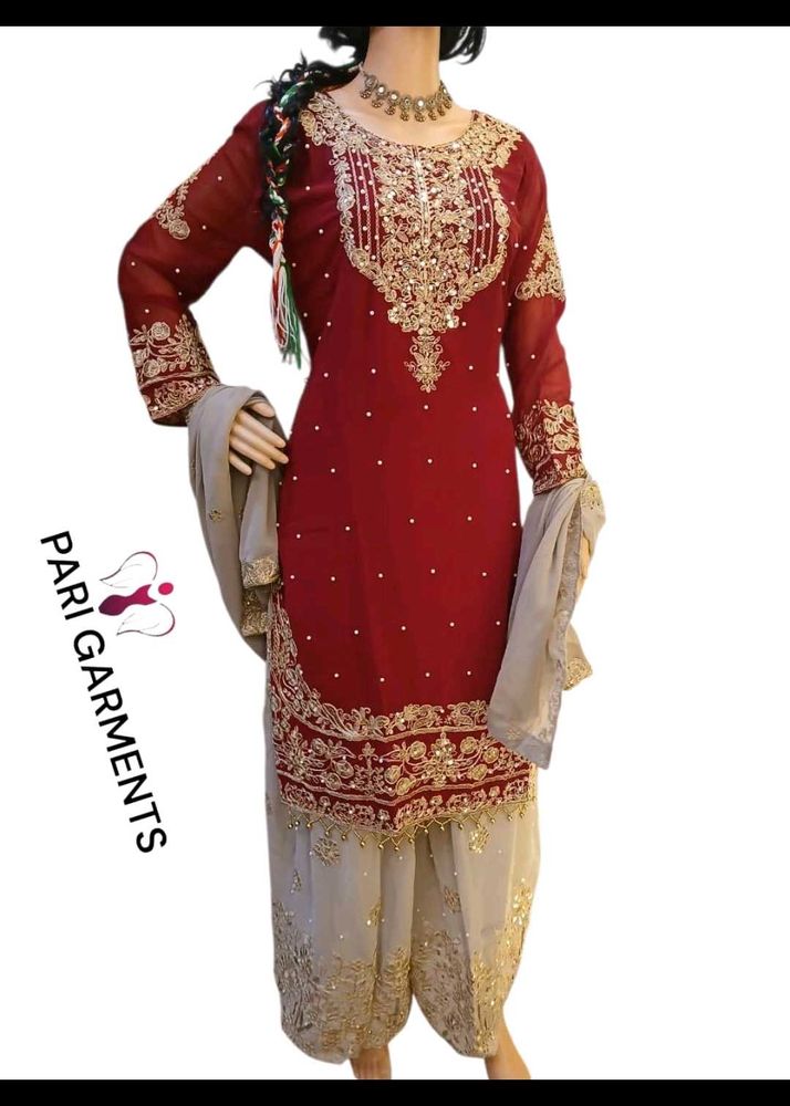 Elegant Embroidered Kurta Set